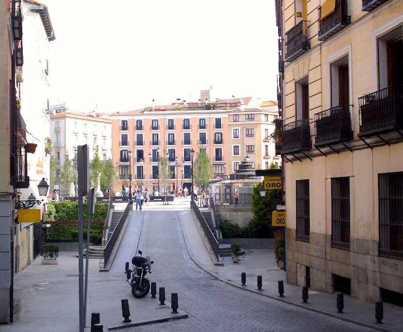 El Apartamento En Opera Palacio Real Madrid Bagian luar foto