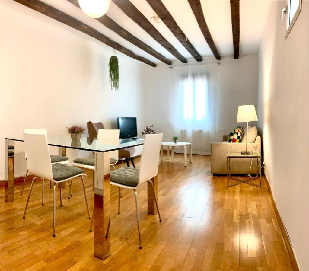 El Apartamento En Opera Palacio Real Madrid Bagian luar foto